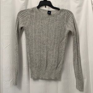 3/$15 🛍 mix n match sale GAP sweater